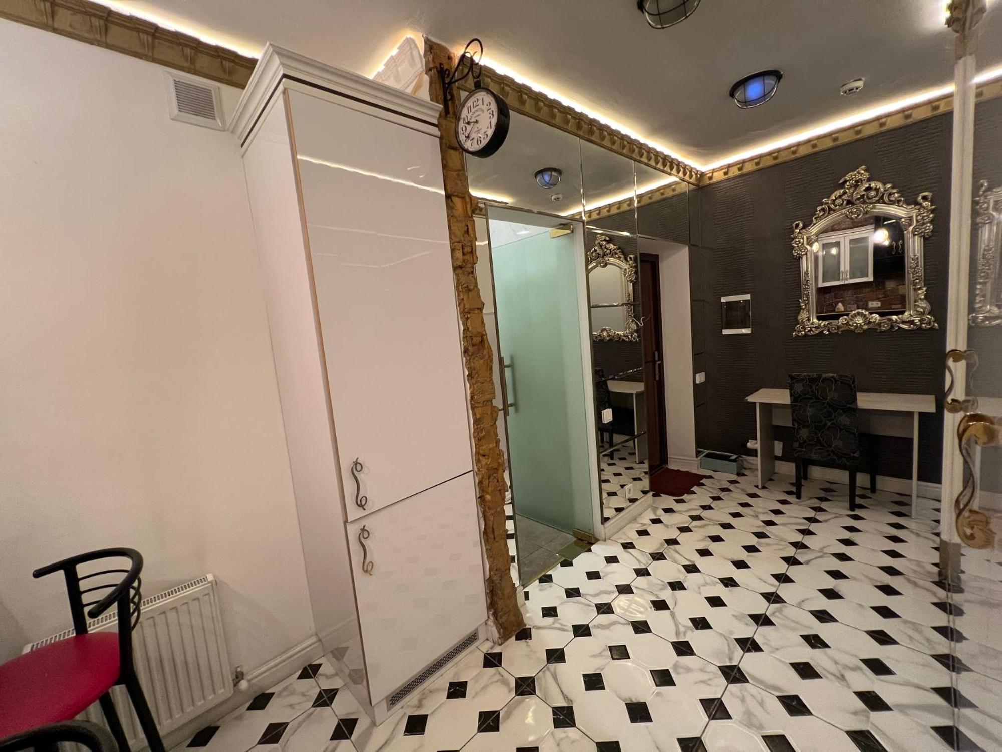 2 Bedrooms Heart Of City Center 키시나우 외부 사진